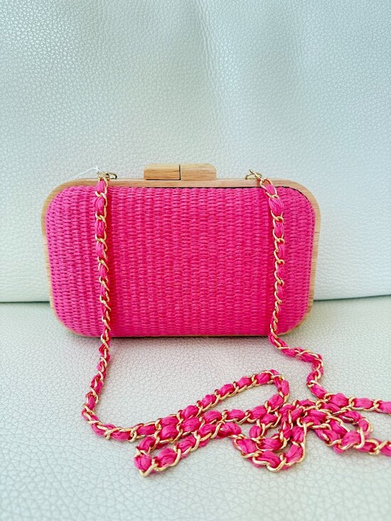 Tommy Bahama Handbags - NWT TOMMY BAHAMA WOVEN RAFFIA CLUCTH STRAW FUSCHIA PINK BAG CROSSBODY